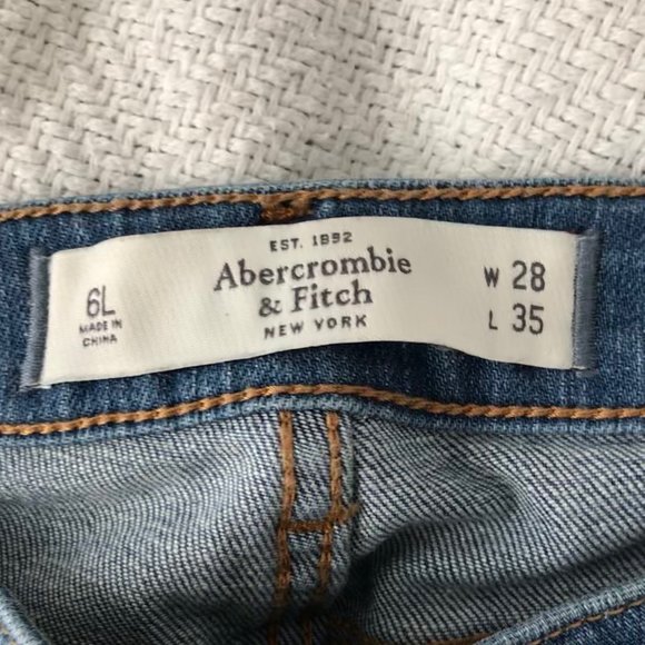 Distressed Abercrombie Jeans - Picture 4 of 4